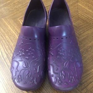 Dansko purple embossed rubber clogs